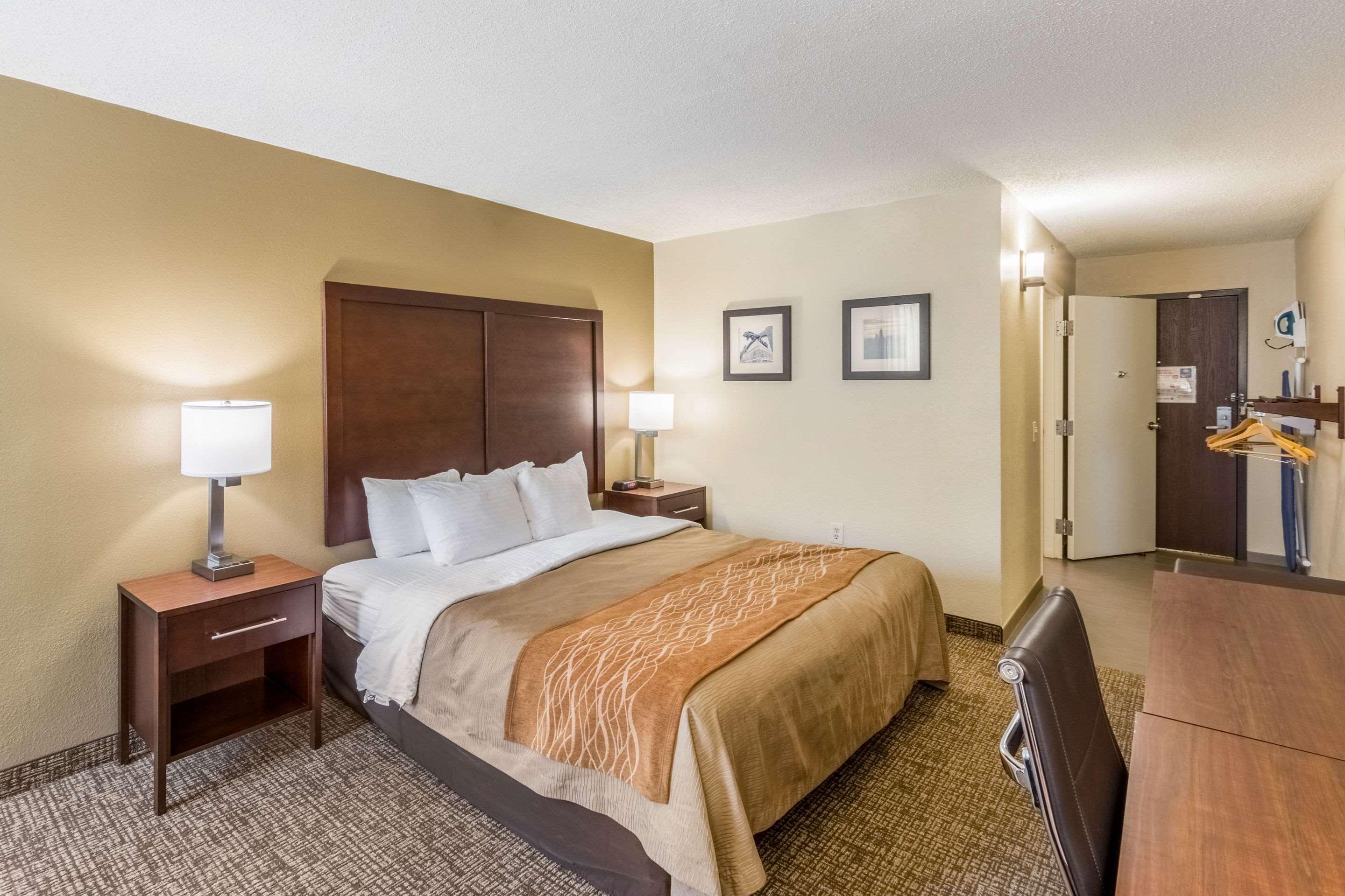 Comfort Inn Charlotte Airport Uptown Extérieur photo