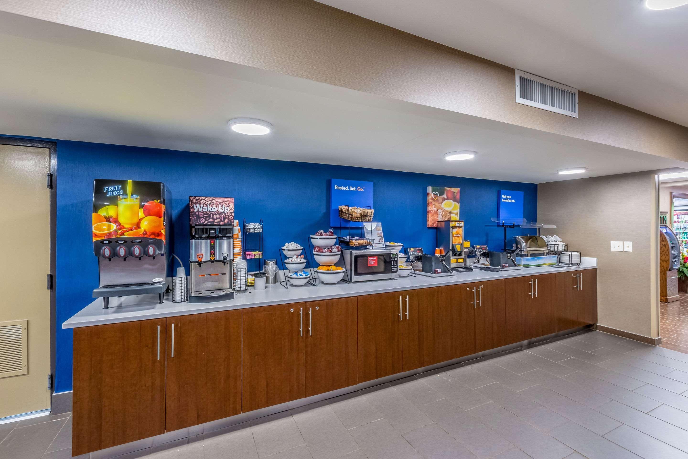 Comfort Inn Charlotte Airport Uptown Extérieur photo