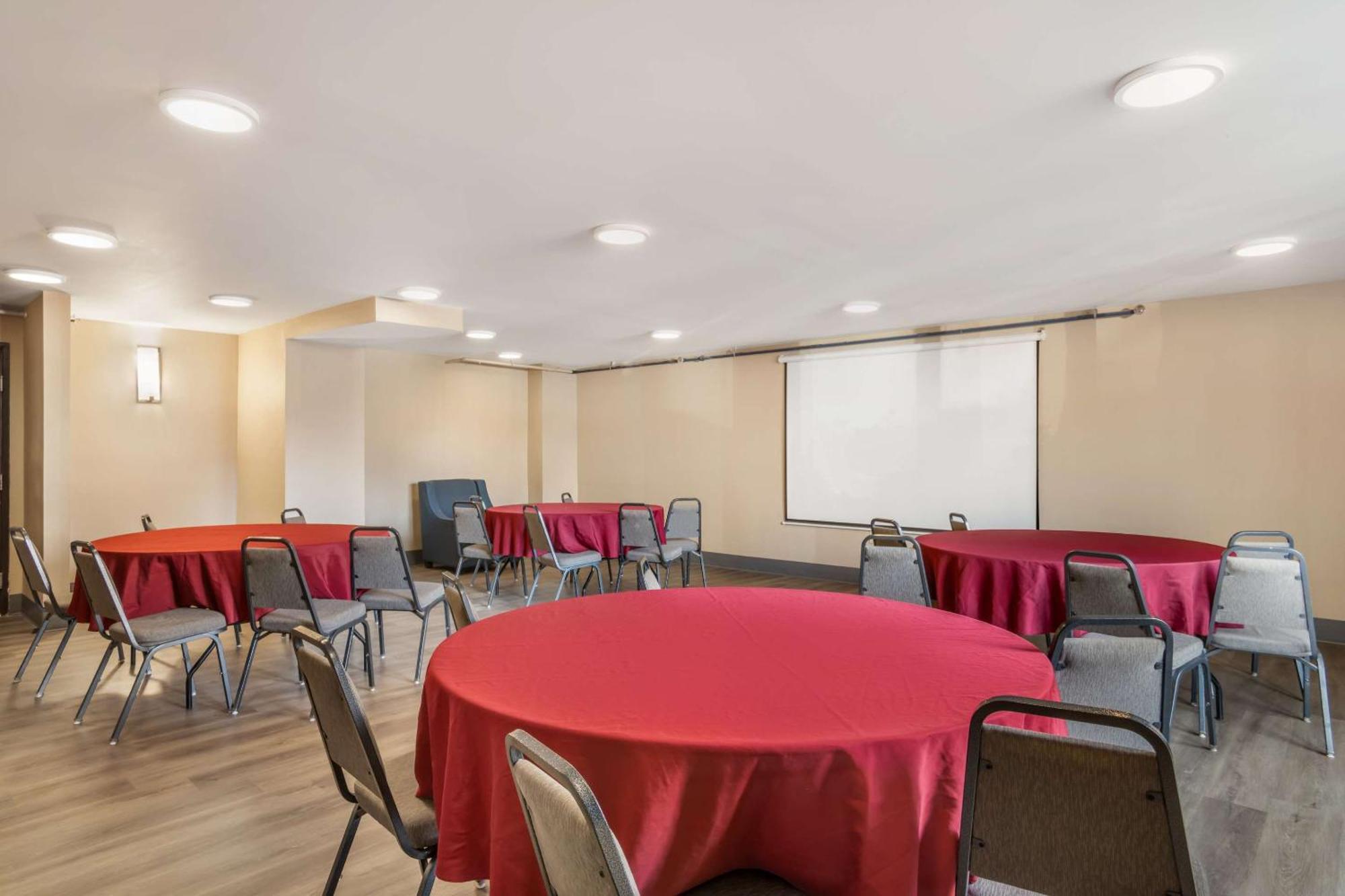 Comfort Inn Charlotte Airport Uptown Extérieur photo