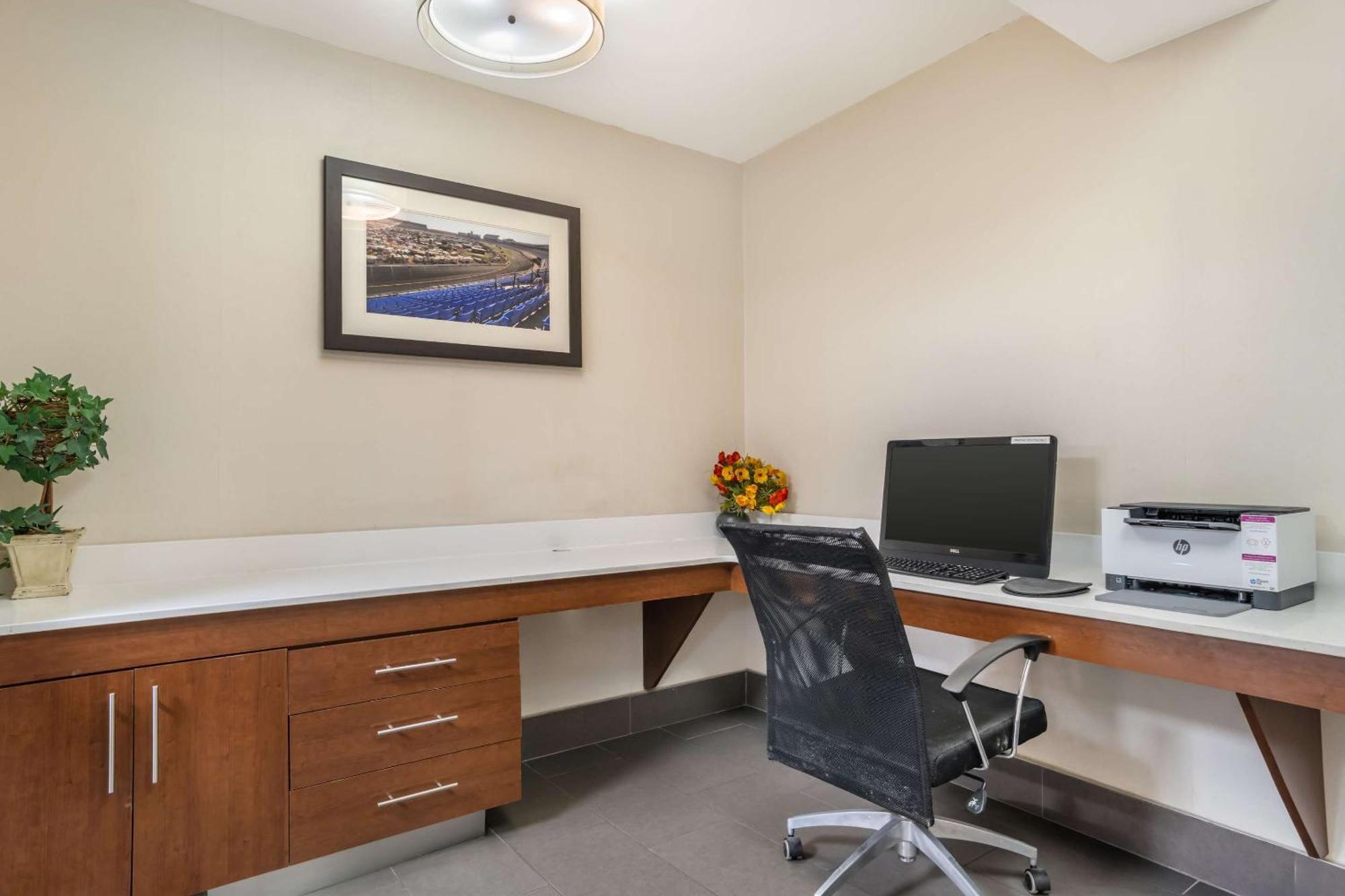 Comfort Inn Charlotte Airport Uptown Extérieur photo