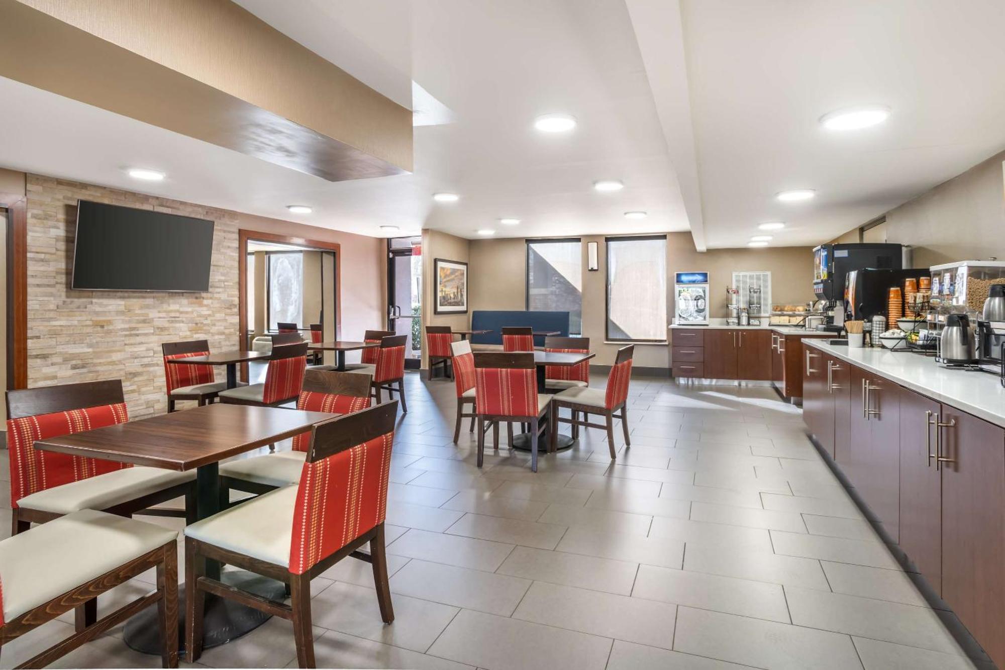 Comfort Inn Charlotte Airport Uptown Extérieur photo