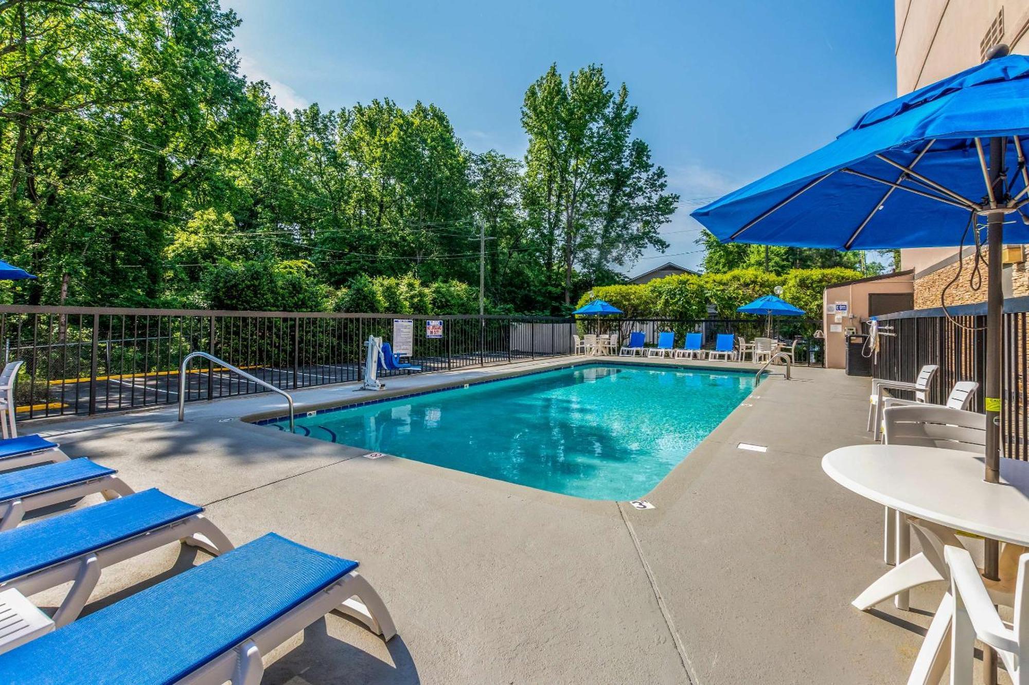 Comfort Inn Charlotte Airport Uptown Extérieur photo