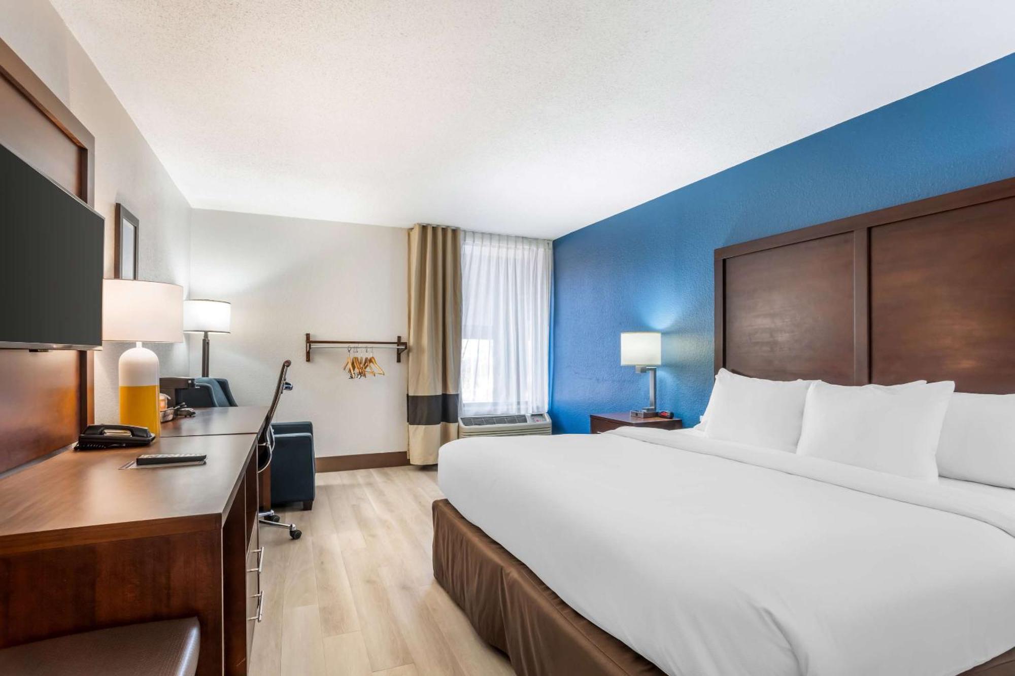 Comfort Inn Charlotte Airport Uptown Extérieur photo